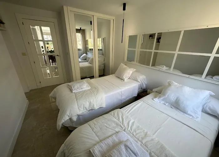 Penthouse Puerta De Pedregalejo *