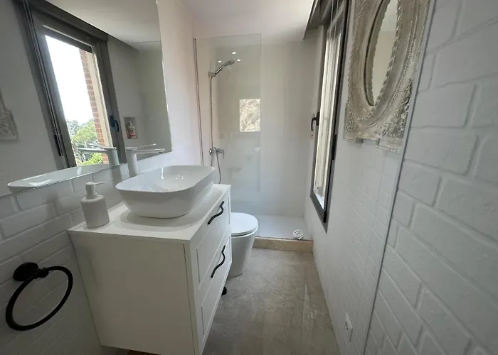 Penthouse Puerta De Pedregalejo Apartment *